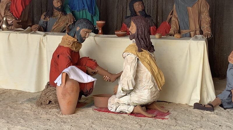 Erba – Allestita la Lavanda dei Piedi presso la chiesa di Crevenna.